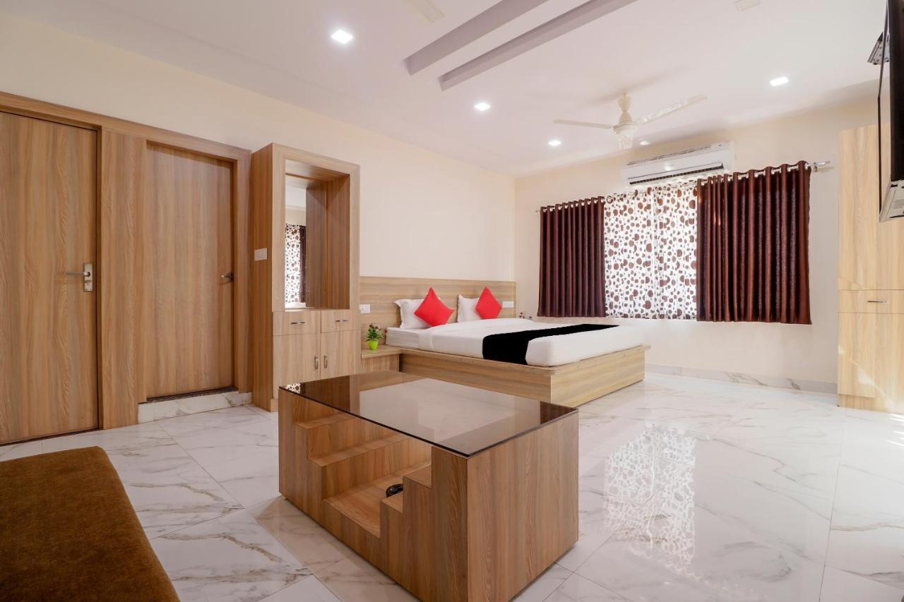 Chhatarpur Capital O 63158 Hotel Om Sai Ram מראה חיצוני תמונה