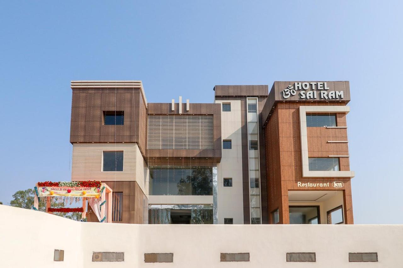 Chhatarpur Capital O 63158 Hotel Om Sai Ram מראה חיצוני תמונה