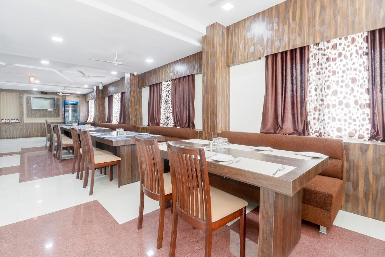 Chhatarpur Capital O 63158 Hotel Om Sai Ram מראה חיצוני תמונה