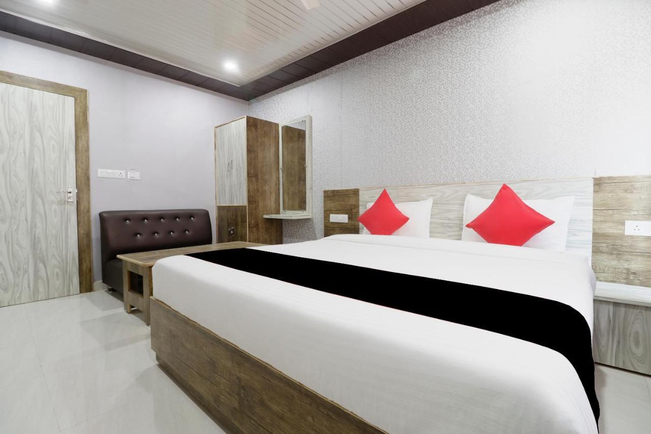 Chhatarpur Capital O 63158 Hotel Om Sai Ram מראה חיצוני תמונה